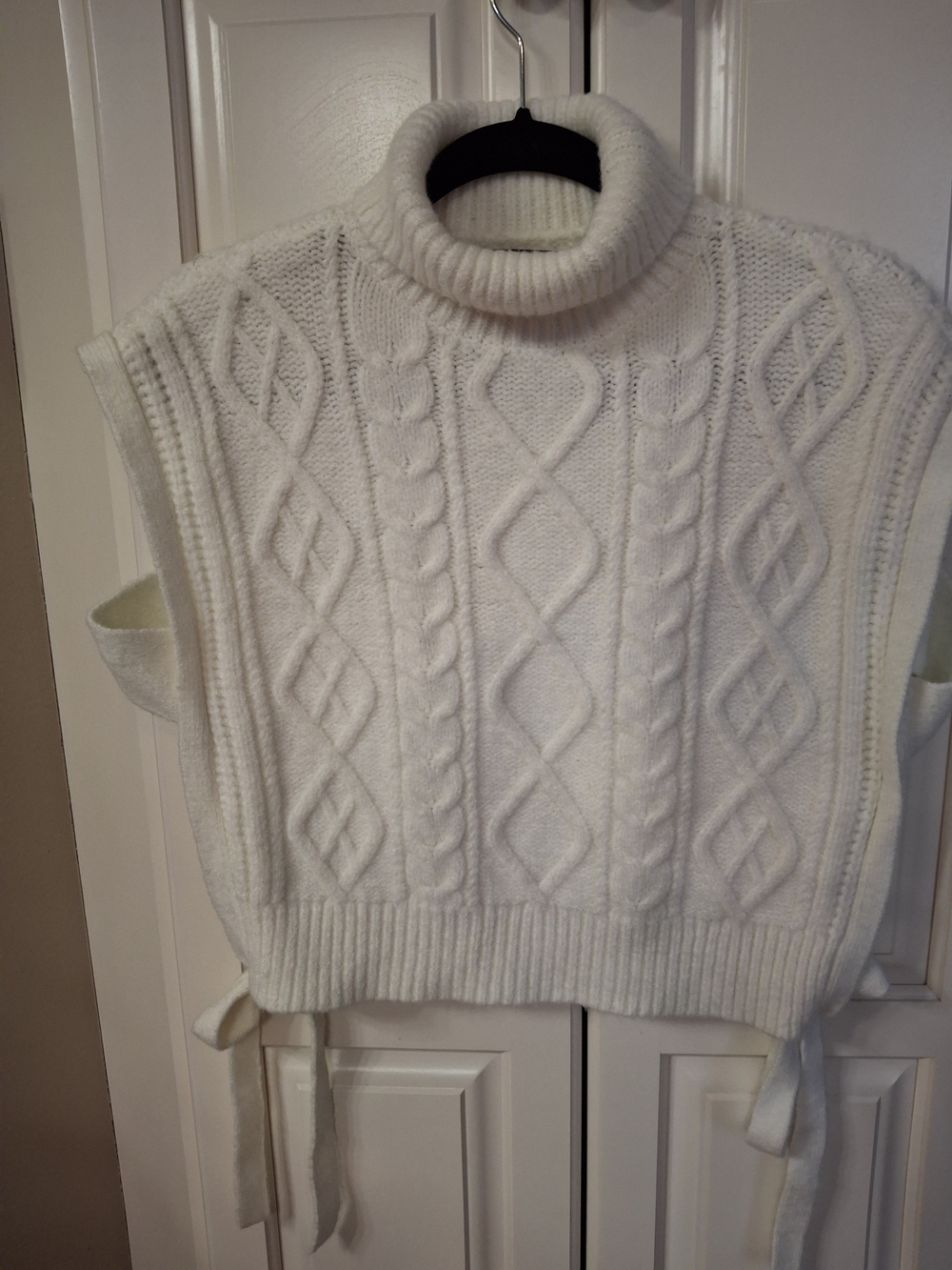 Cider Ivory Cable Knit Turtleneck Sweater Vest - Picture 13 of 13